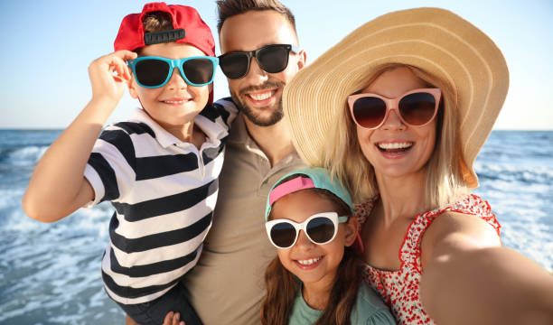 9 Tips on Protecting Your Eyes in the Summer